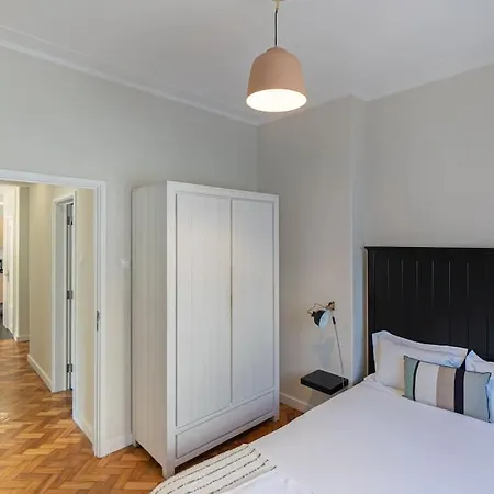 Apartament Aliados 3 Bed Porto