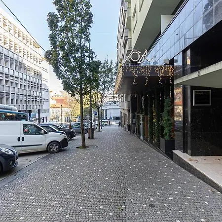 Aliados 3 Bed Porto