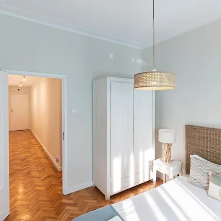 Aliados 3 Bed Apartment